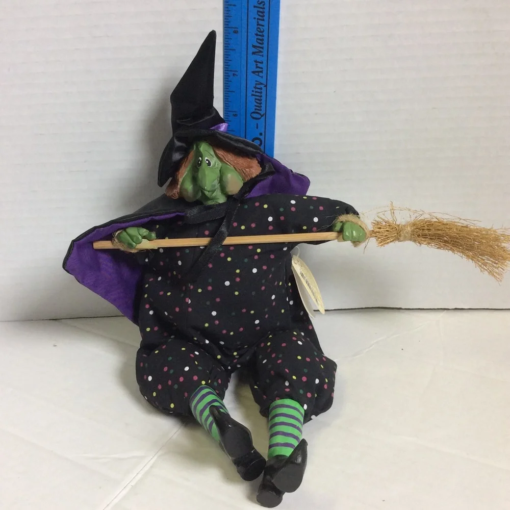Russ Berrie Halloween figure Grizelda Witch by Kathleen Kelly Critter Factory